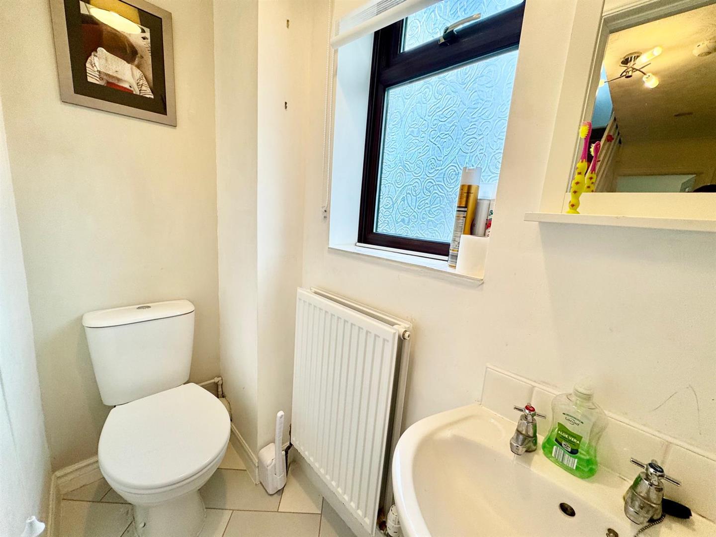 PHOTO-2025-12-08-10-13-04 (9).jpg